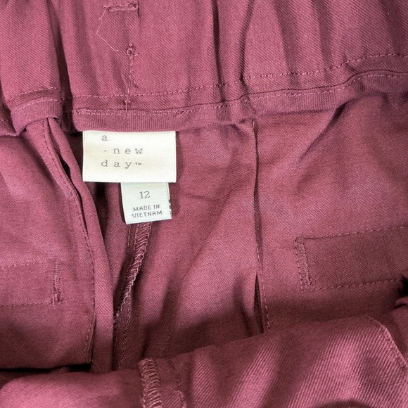 A New Day Burgundy Dress Pants Womens 12 High Rise Pleated Work Office Core - Picture 8 of 15